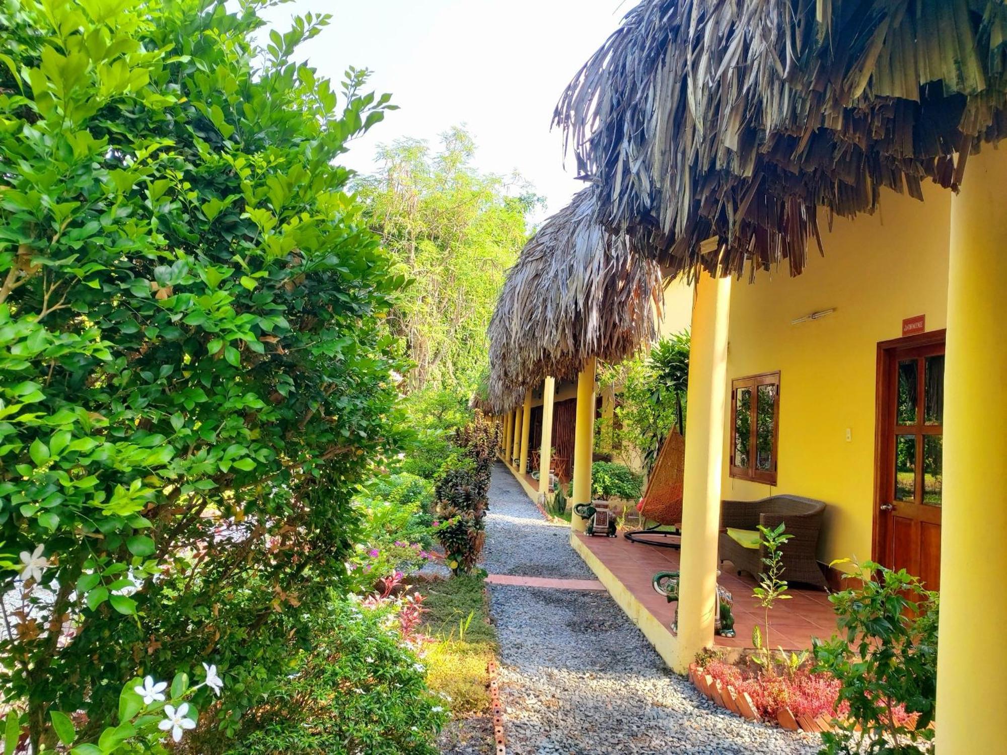 Mango Home Riverside Ben Tre Værelse billede